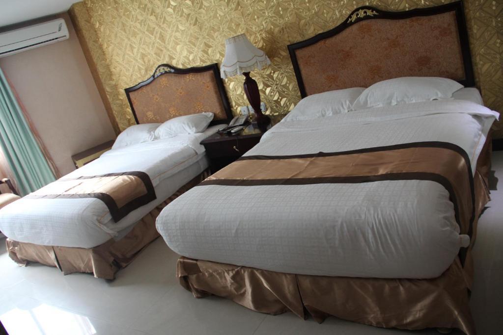 The Privi Suites Pattaya Esterno foto