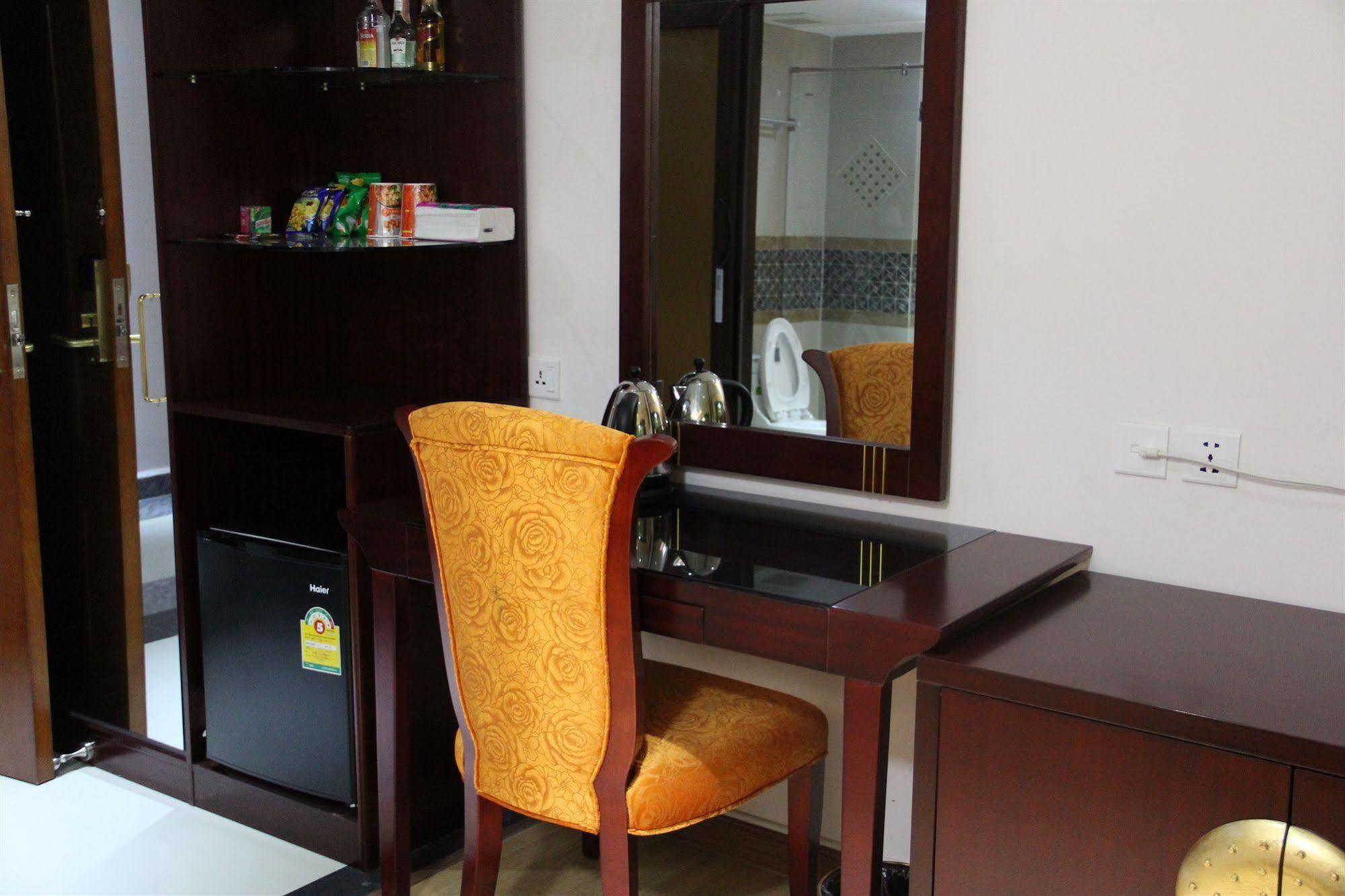 The Privi Suites Pattaya Esterno foto