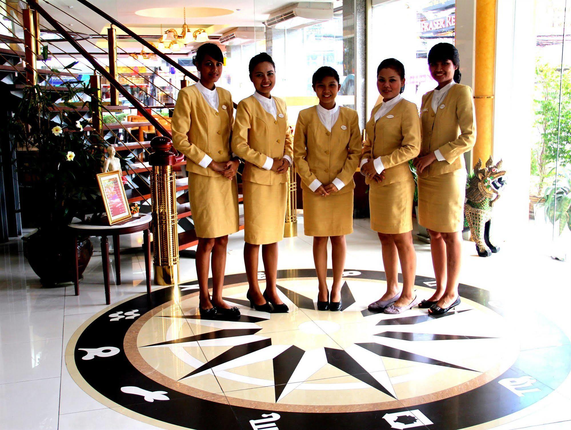 The Privi Suites Pattaya Esterno foto