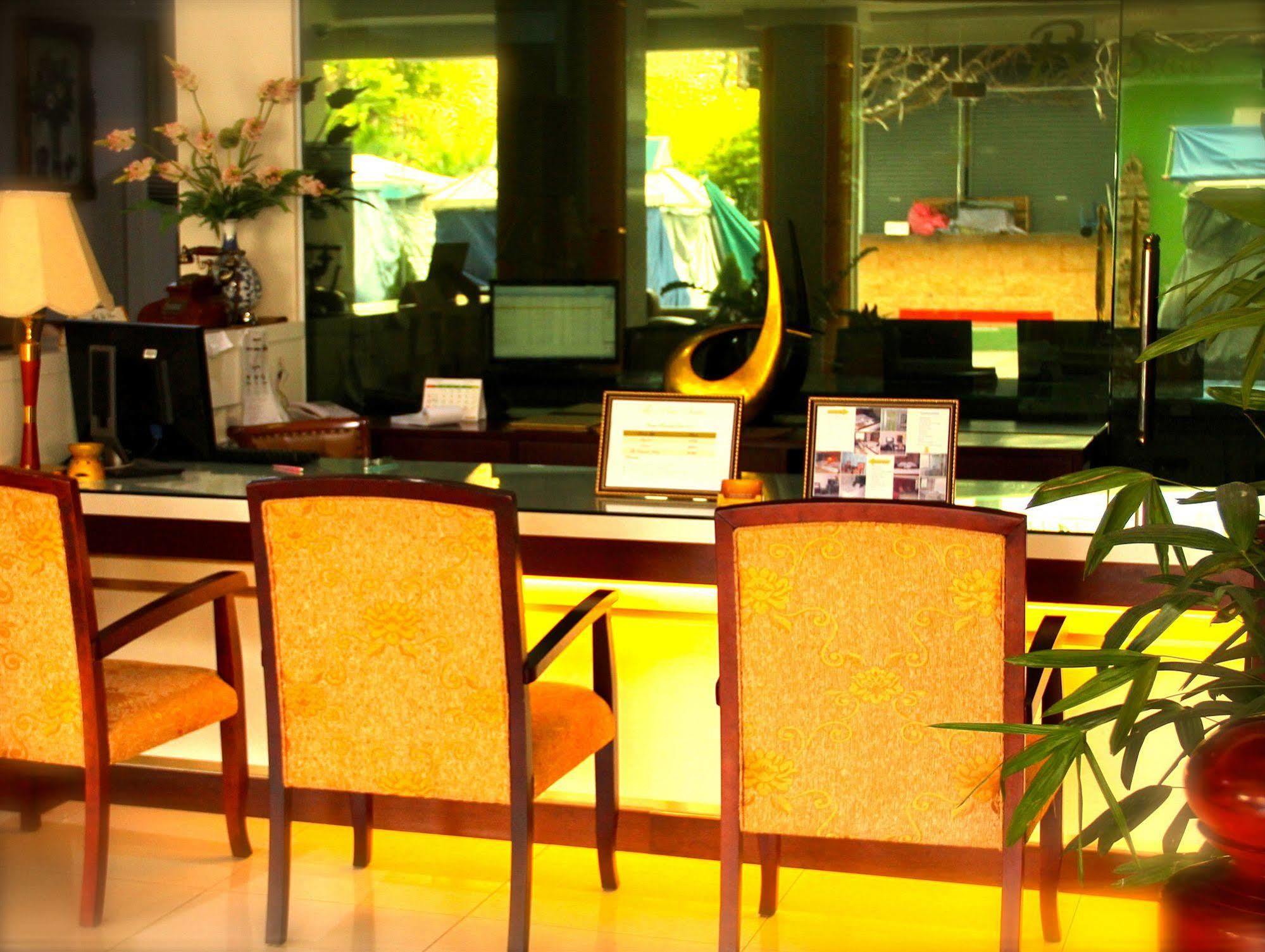The Privi Suites Pattaya Esterno foto